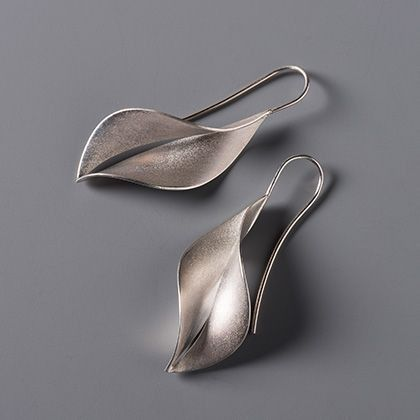 Vintage Clean Silver Leaf Earrings 0