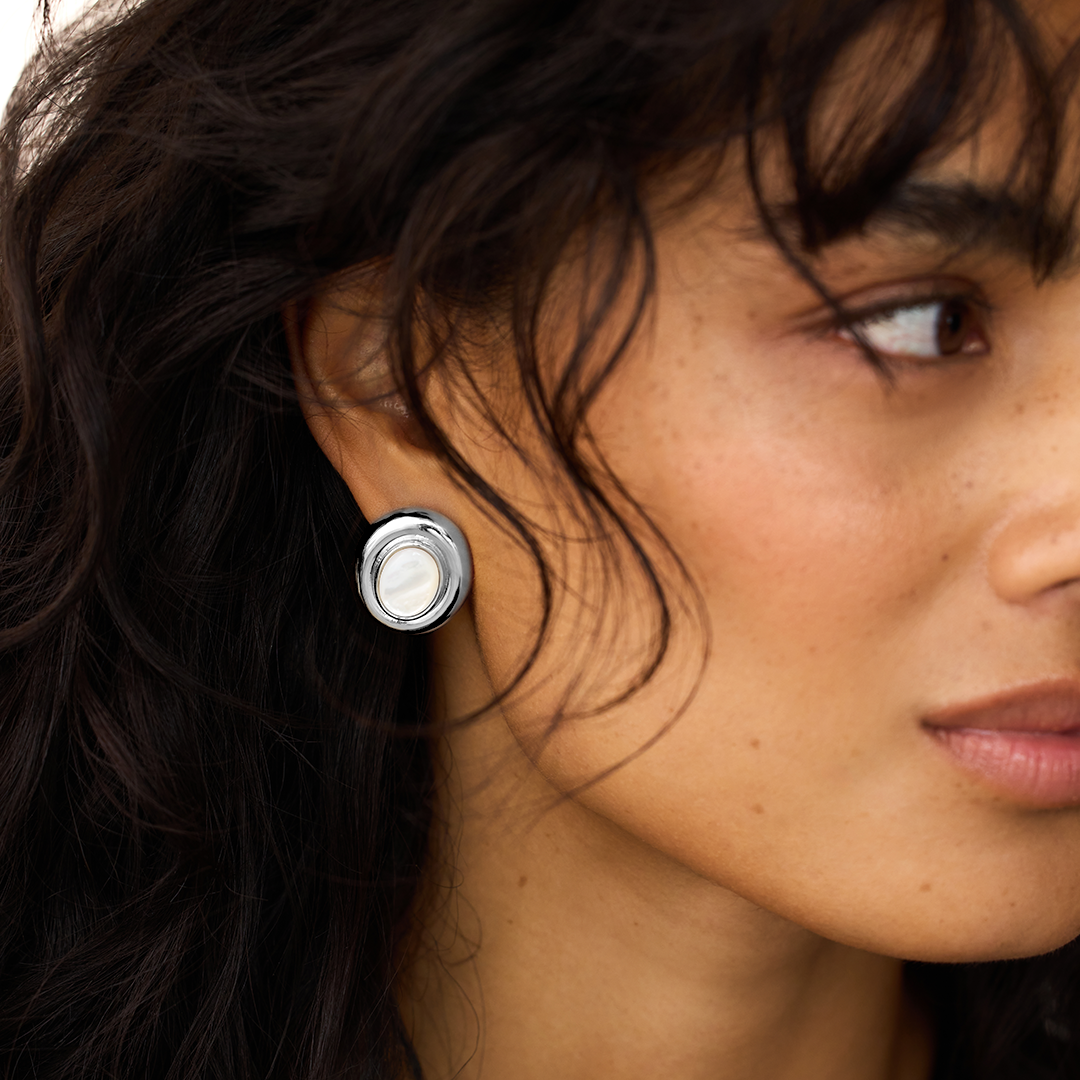 Giselle Pearl Earrings Silver