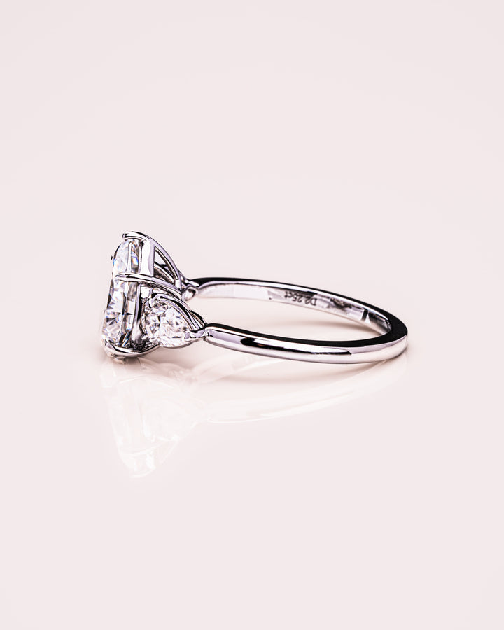 Nicola - Pear Silver
