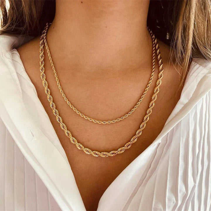 Caelia Seraphina Necklace Silver