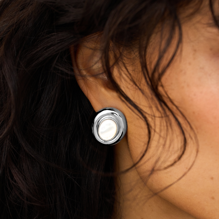 Giselle Pearl Earrings Silver