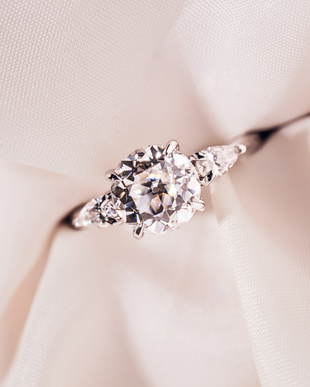 Nicola - Round & Pear Silver