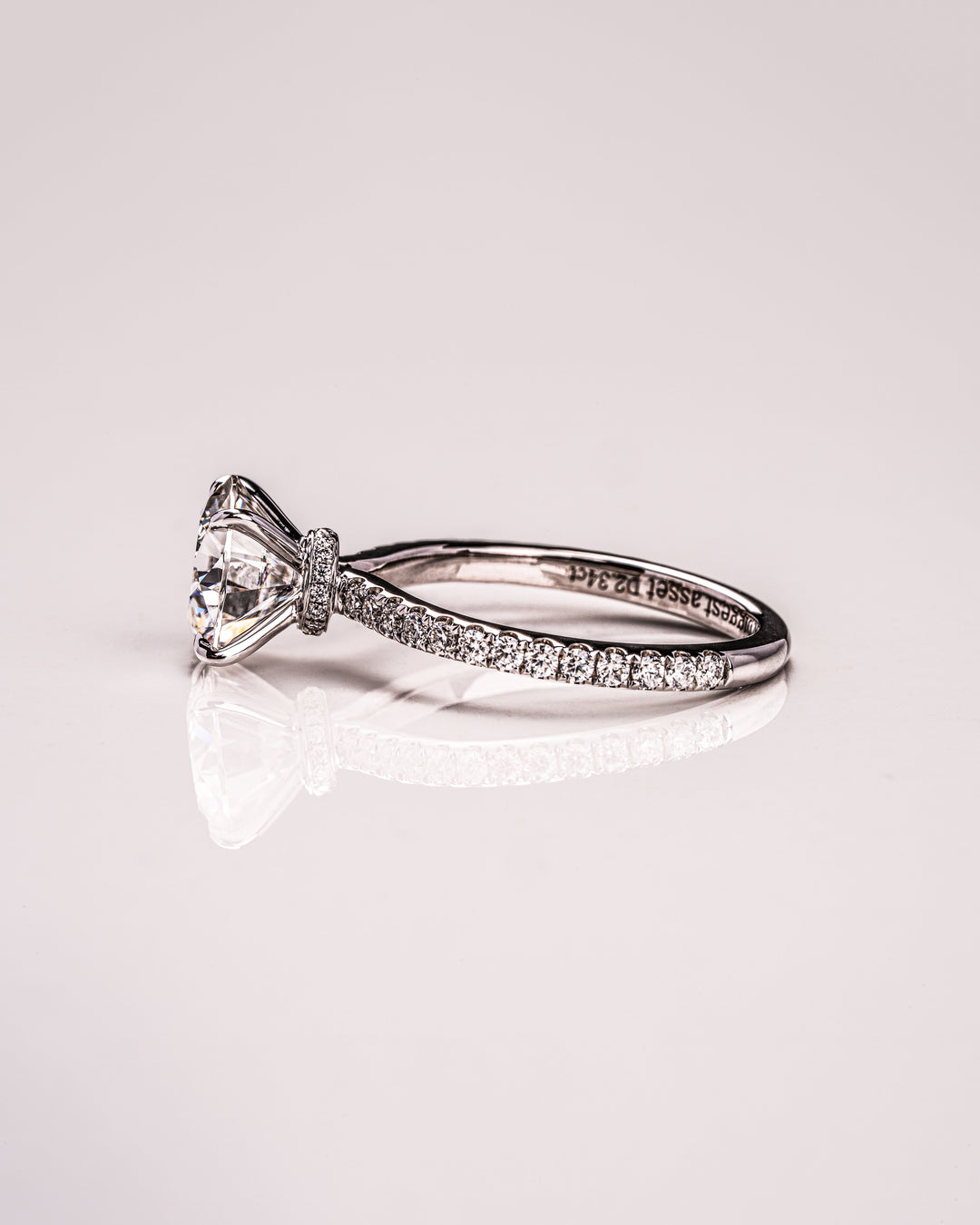 Jody - Round Silver