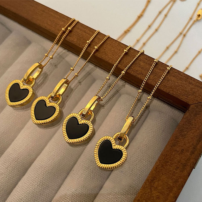 Black and White Heart Pendant Necklace in Gold - Handmade Jewelry 3