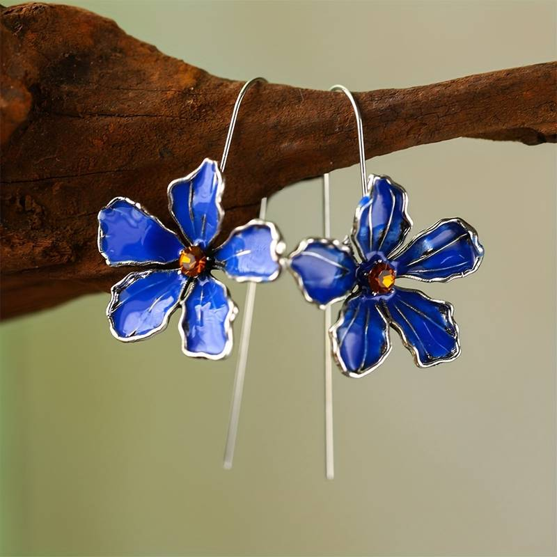 Blue Vintage Flower Earrings 1