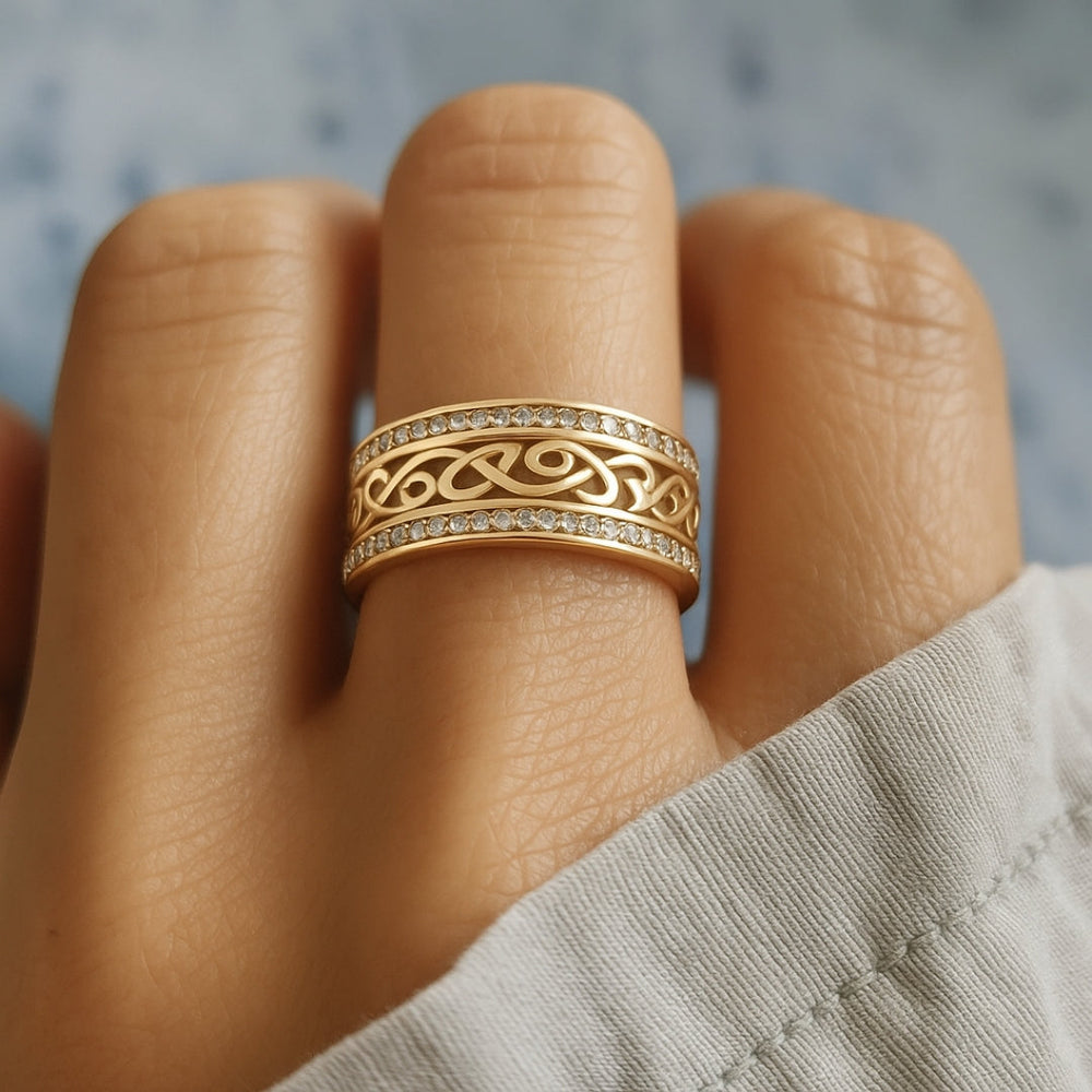 Bright Hollow Gold Ring - A Timeless Symbol of Strength 1