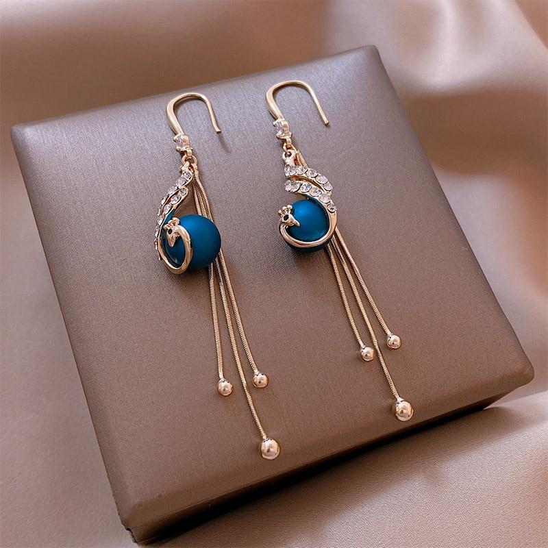 Elegant Blue Bead Festive Earrings 0