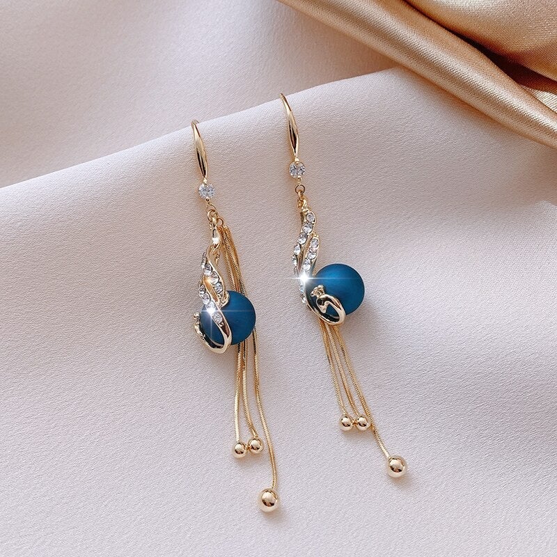 Elegant Blue Bead Festive Earrings 1