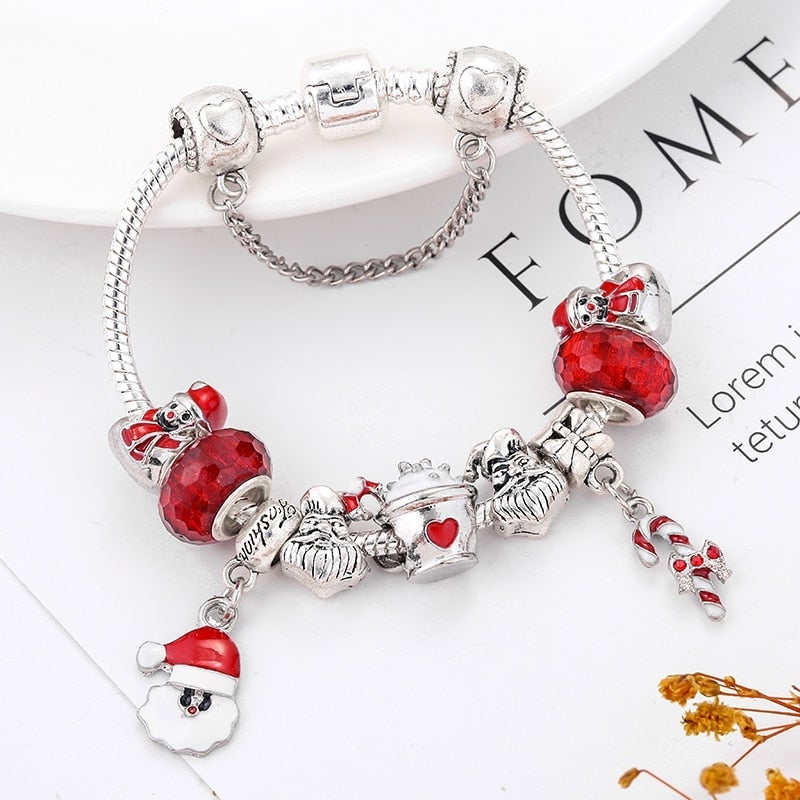 Elegant Christmas Style Bracelet for Meaningful Moments - Handcrafted Holiday Accessory 1