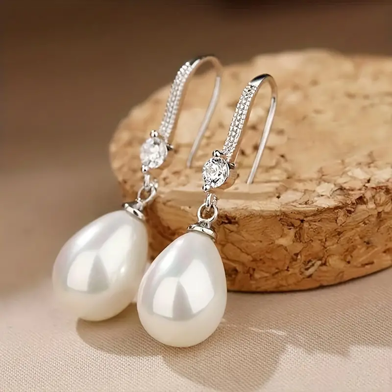 Elegant Dangling Pearl Earrings for Everyday Sophistication 0