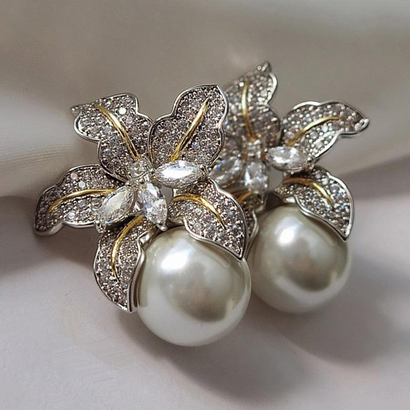 Elegant Flower Pearl Earrings for Effortless Sophistication 0