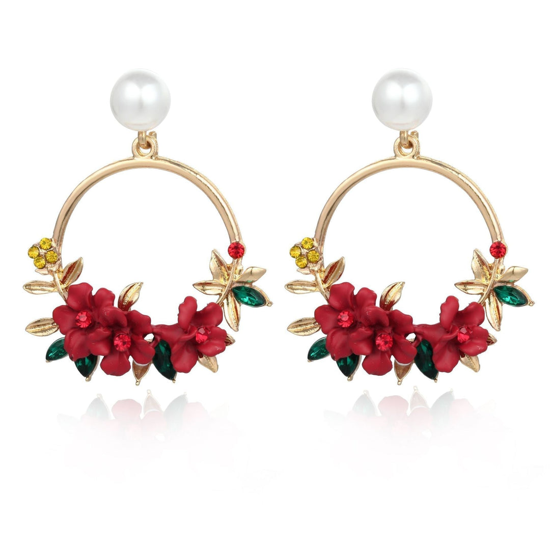 Elegant Gold Flower Pearl Earrings for Women - Lightweight & Versatile Design 4