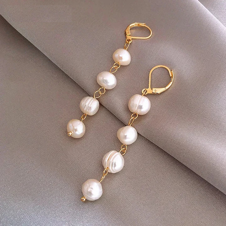 Elegant Gold Pearl Dangling Earrings 0