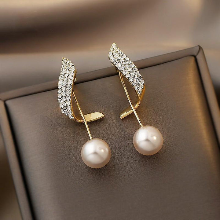 Elegant Gold Pearl Earrings for Everyday Sophistication 0