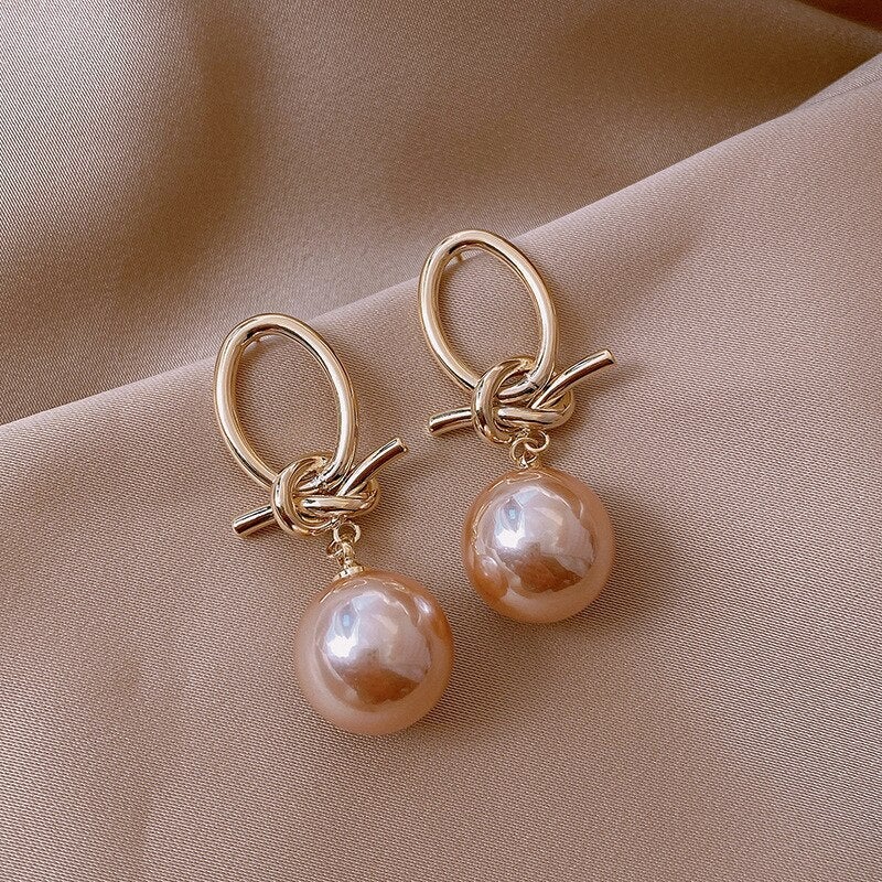 Elegant Gold Pearl Loop Earrings for Everyday Sophistication 0