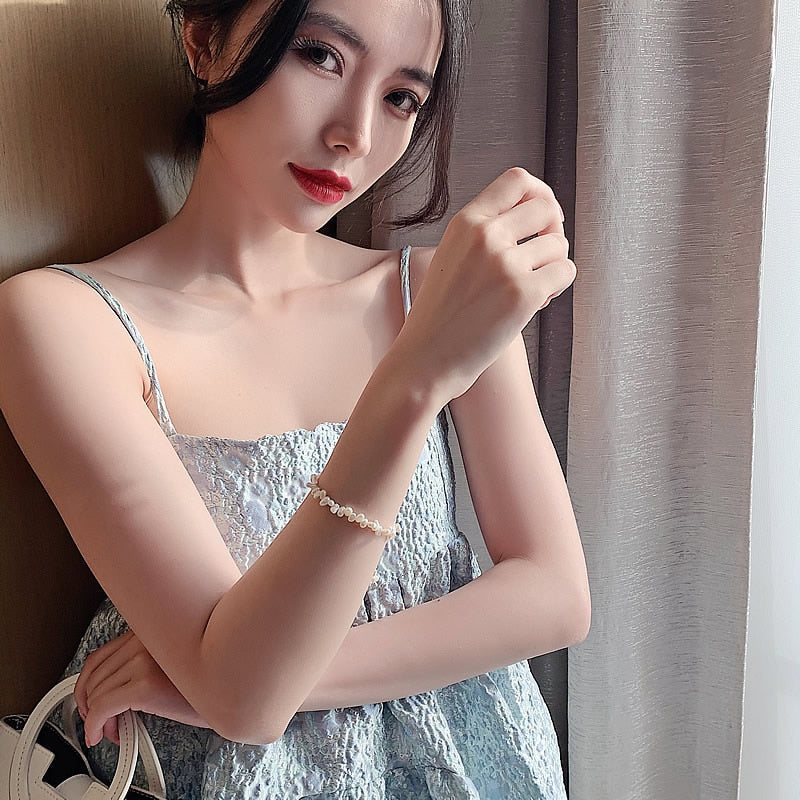 Elegant Handcrafted Pearl Bracelet for Timeless Style 3