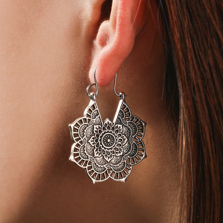 Elegant Lotus Mandala Earrings for Women - Lightweight Everyday Jewelry 1