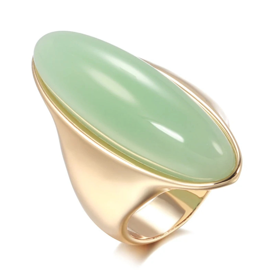 Elegant Oval Green Stone Gold Ring 0