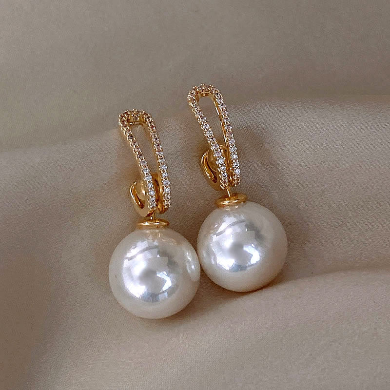 Elegant Pearl Earrings with Zirconias 0