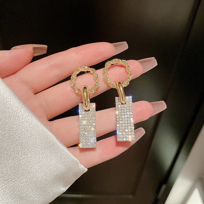 Elegant Zirconia Earrings in Sterling Silver 1