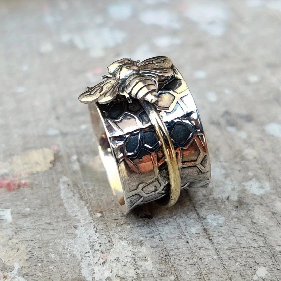 Golden Bee Thread Silver Ring 0
