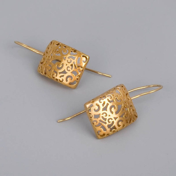 Golden Hollow Ivy Earrings 0