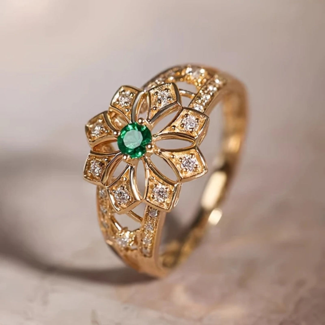 Green Flower Hollow Gold Ring 0