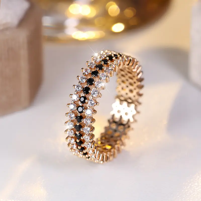 Inlaid Sparkling Crystal Gold Ring 0
