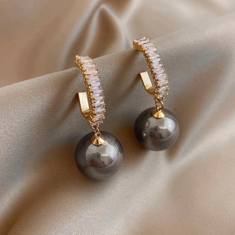 Luxury Pearl and Zirconia Earrings for Effortless Elegance 1