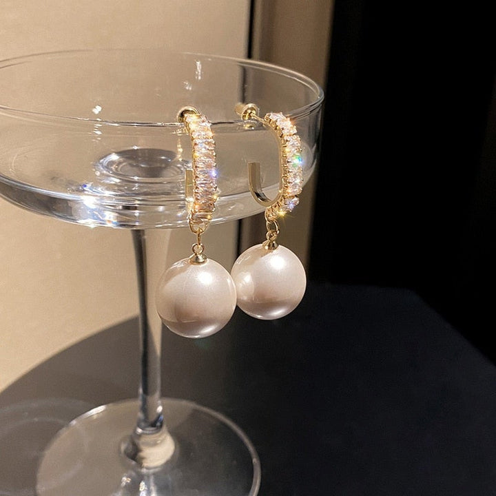 Luxury Pearl and Zirconia Earrings for Effortless Elegance 2