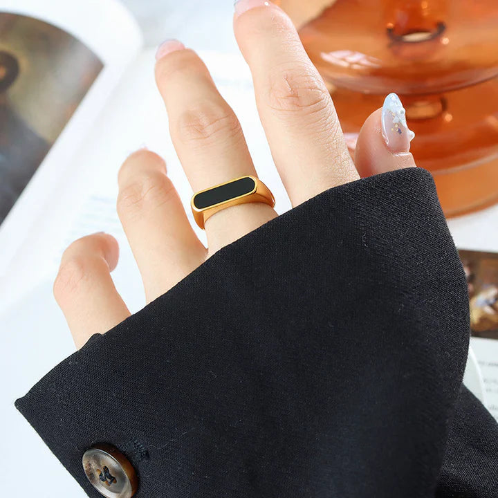 Brendina Auronyxa Ring Gold