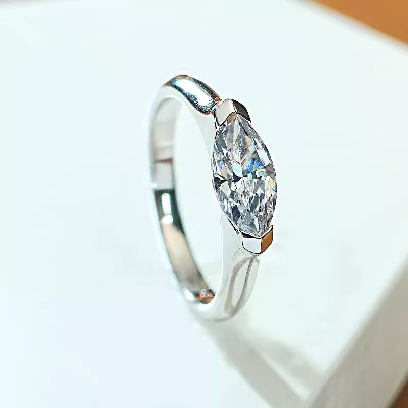 Cleo Arden Ring Gold