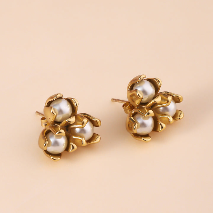 Vintage Pearl Golden Earrings