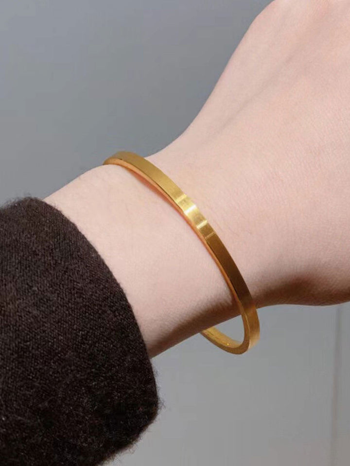 Nadina Valerio Bracelet Gold