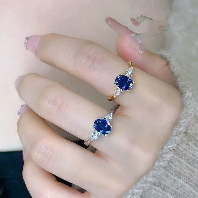 Marin Thorneau Ring Silver