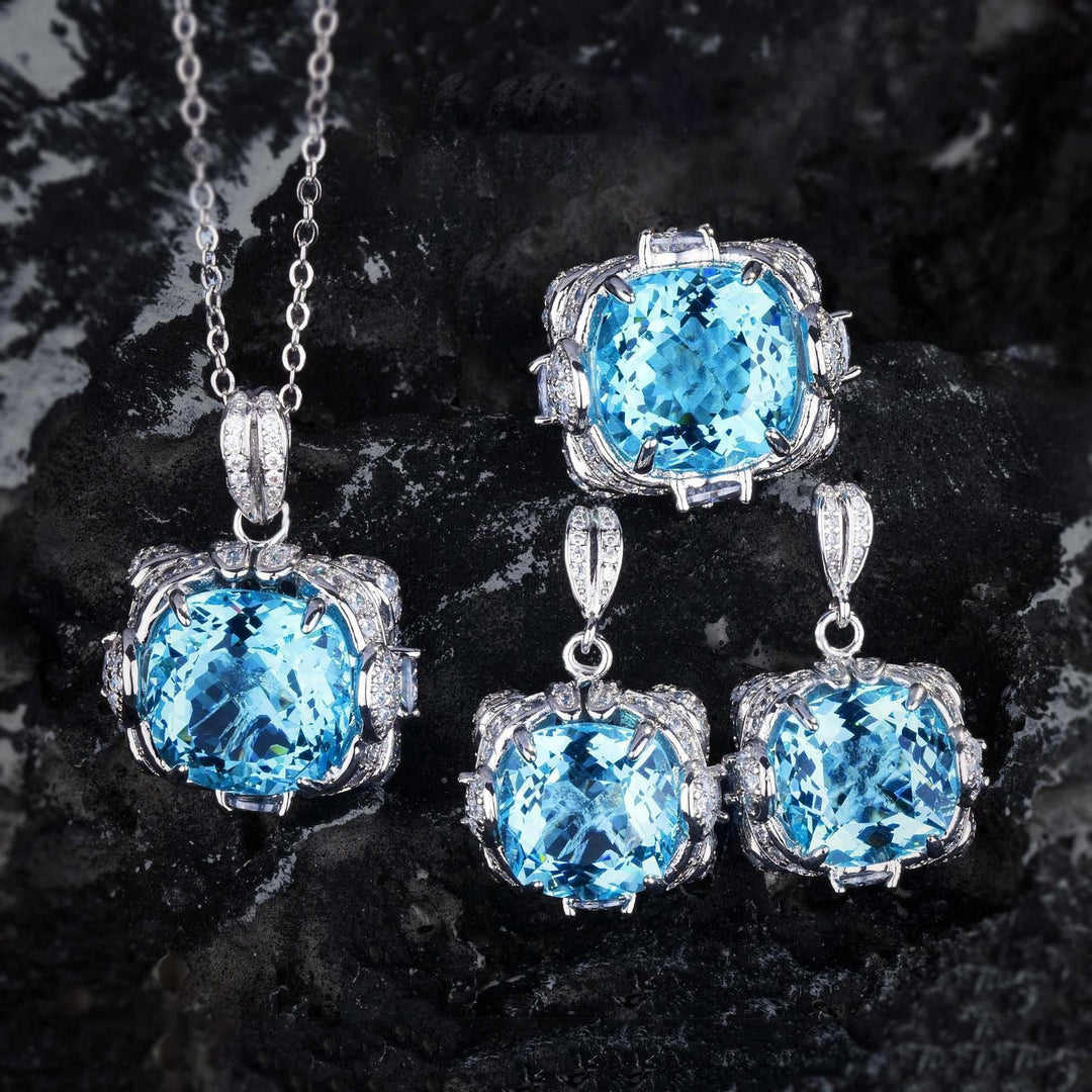 Silver Emerald Green Jewelry Set