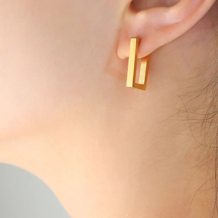 Terrafin Geometrica Earrings Gold