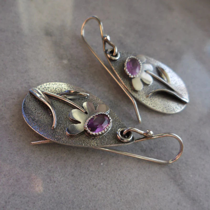Retro Three Dimensional Flower Earrings 0