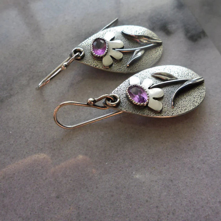 Retro Three Dimensional Flower Earrings 1