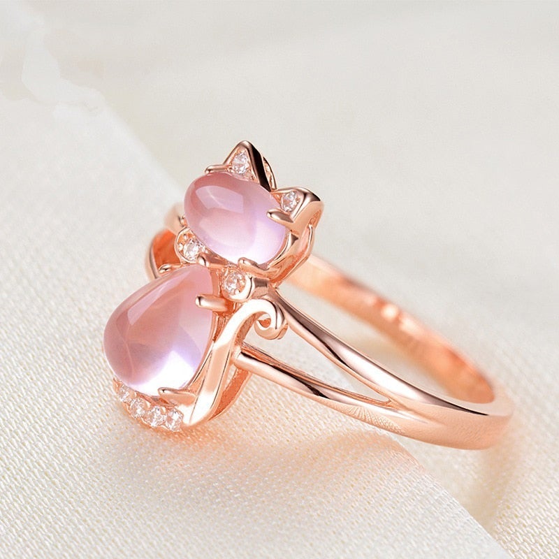 Rose Gold Cat Ring Jewelry - Elegant Ring with Cat Motif for Strength and Style 0