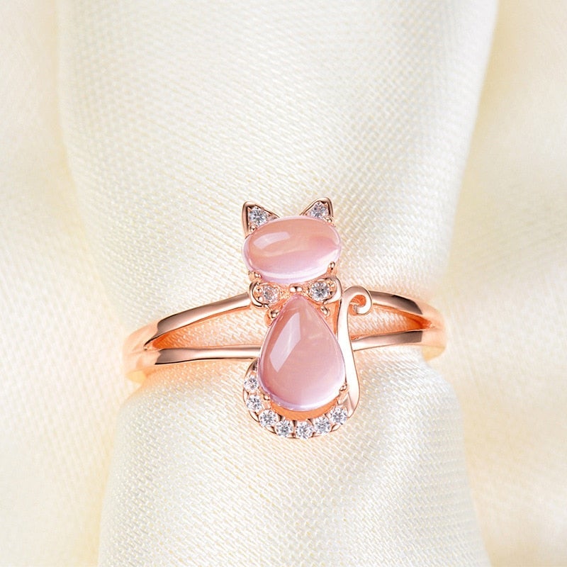 Rose Gold Cat Ring Jewelry - Elegant Ring with Cat Motif for Strength and Style 2