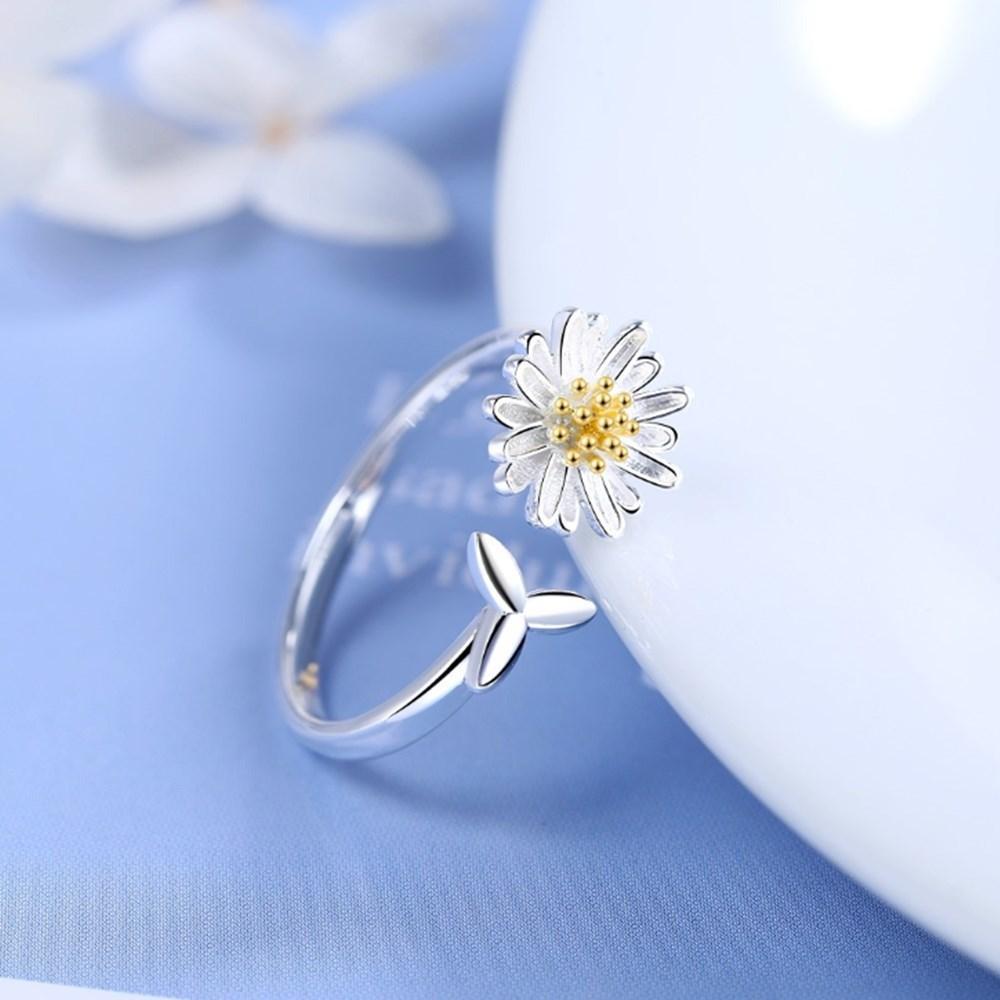Silver Adjustable Sunflower Ring 1