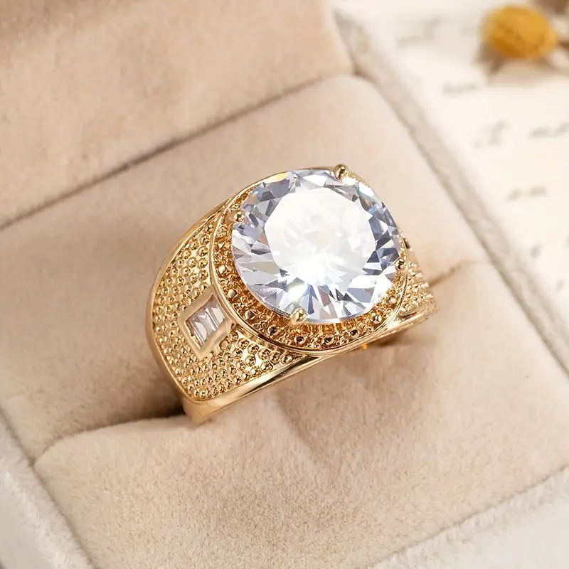 Spark Crystal Rounded Ring - Timeless Elegance 0