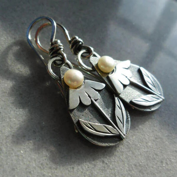 Tear Flower Earrings - Effortless Elegance for Every Occasion 1
