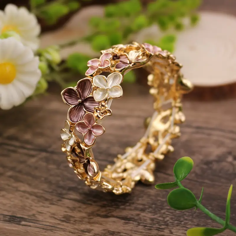 Vintage Blossom Gold Ring 0