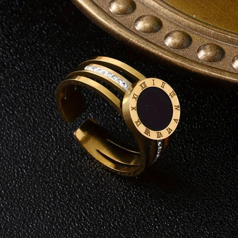 Vintage Gold and Black Ring - Timeless Elegance 0