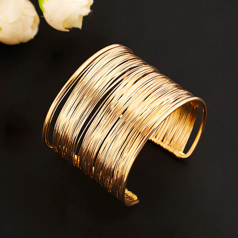 Vintage Golden Bracelet - Elegant Handcrafted Design 0