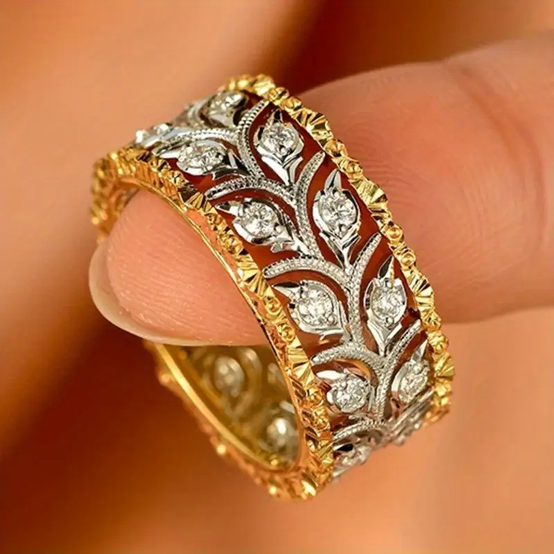 Vintage Ivy Hollow Zirconia Ring 0