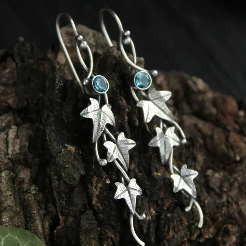 Vintage Leaf Elf Earrings - Effortless Elegance for Every Occasion 0