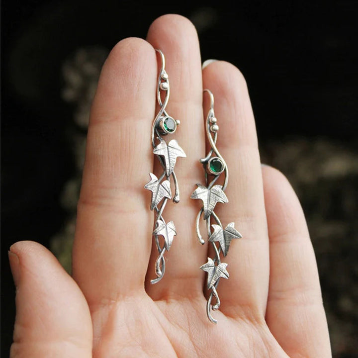Vintage Leaf Elf Earrings - Effortless Elegance for Every Occasion 3